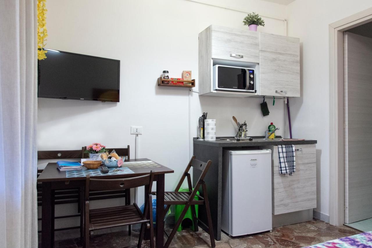 Central Station Guest House Наполи Екстериор снимка